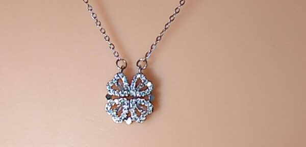 FREE GIFT - Hearts In Flight Magnetic Necklace
