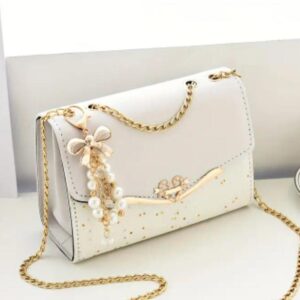 Elegant Bow Charm Crossbody Bag – Fashionable Metal Chain & Color-Block Shoulder Bag